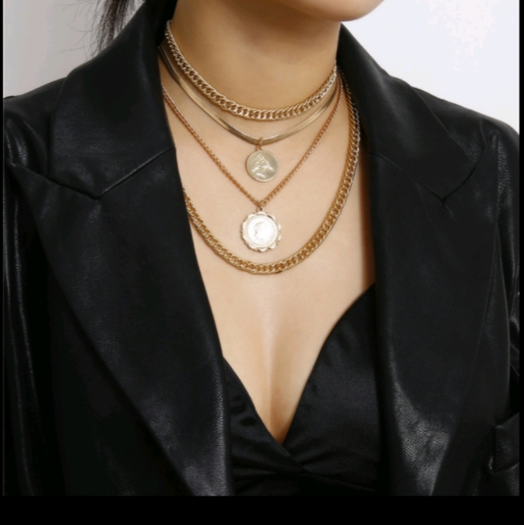 PUNK MIAMI CUBAN CHOKER BIG COIN NECKLACE - Picture 4 of 6